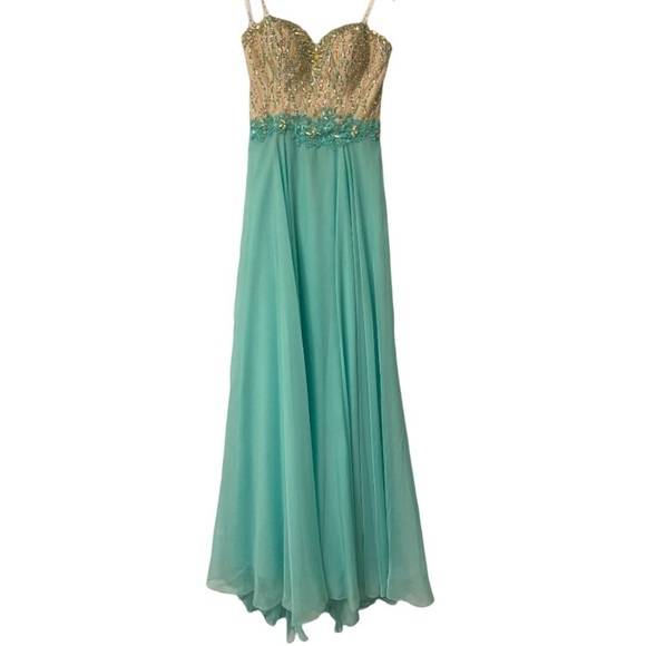 Beaded Prom Dress Size 2 - Picture 13 of 14